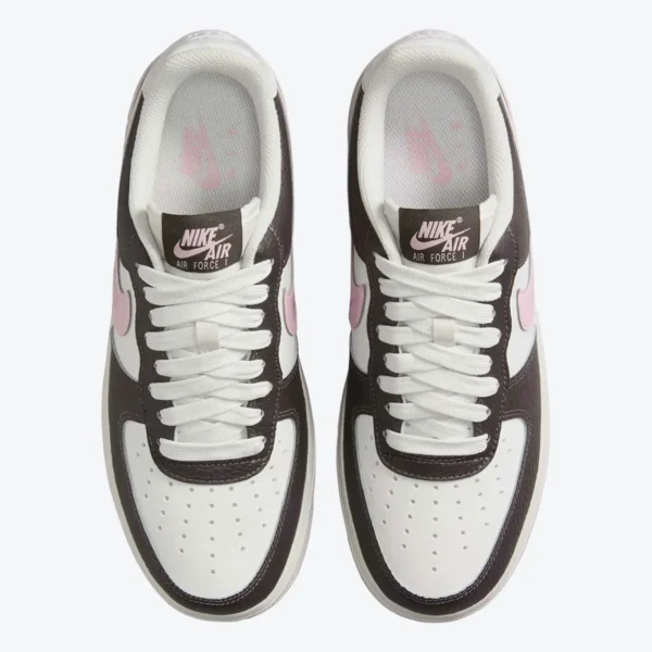 Nike Air Force 1 ’07