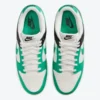 Nike Dunk Low “Celtics”