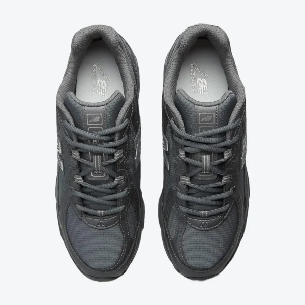 new balance U740SS2 4 New Balance 740
