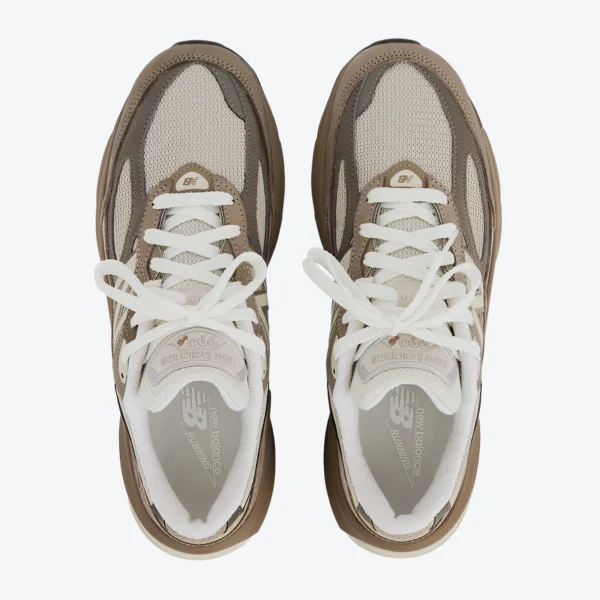 New Balance Made in USA 990v6