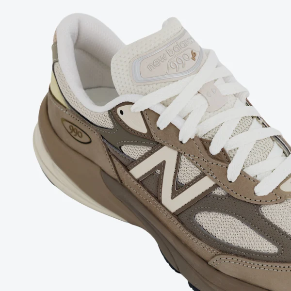 New Balance Made in USA 990v6