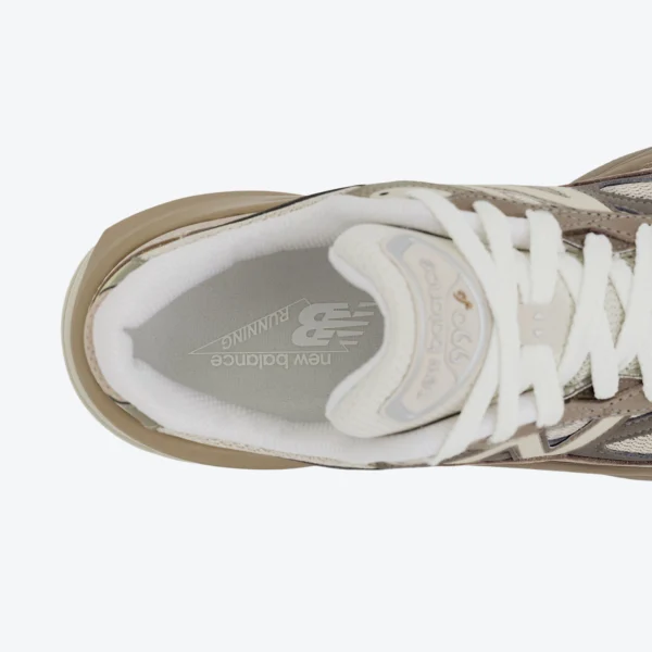 New Balance Made in USA 990v6